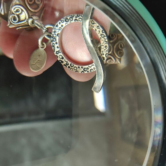 Silvertone glass bead bracelet GLOWS - Picture 3 of 6